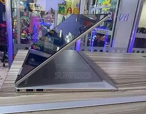 New Laptop HP Pavilion 15 8GB Intel Core I5 SSD 512GB