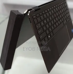 New Laptop HP Spectre 16GB Intel Core I7 SSD 1T