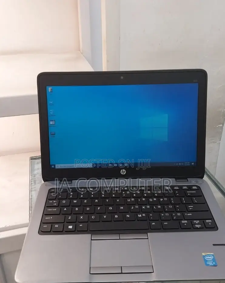 New Laptop HP EliteBook 820 8GB Intel Core I5 SSD 500GB