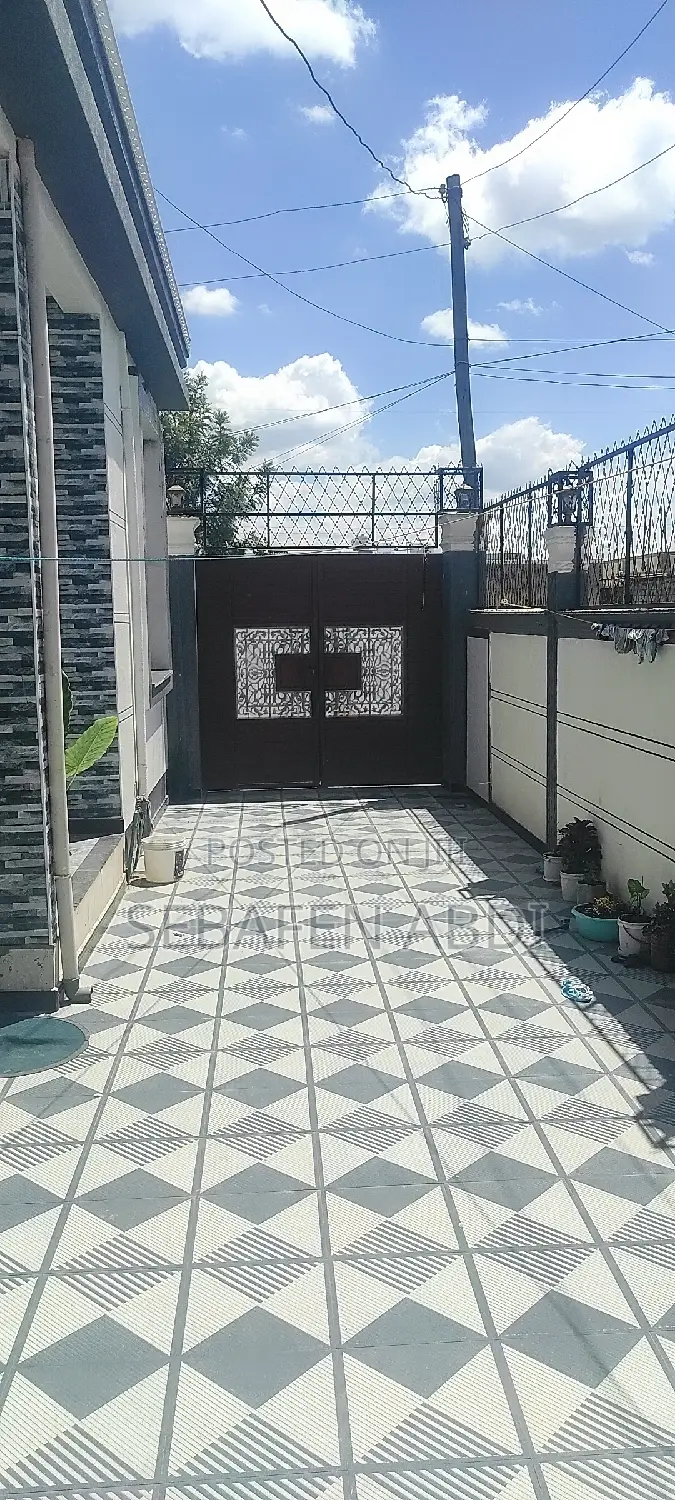 Furnished 5bdrm Villa in Villa House, East Shewa for sale