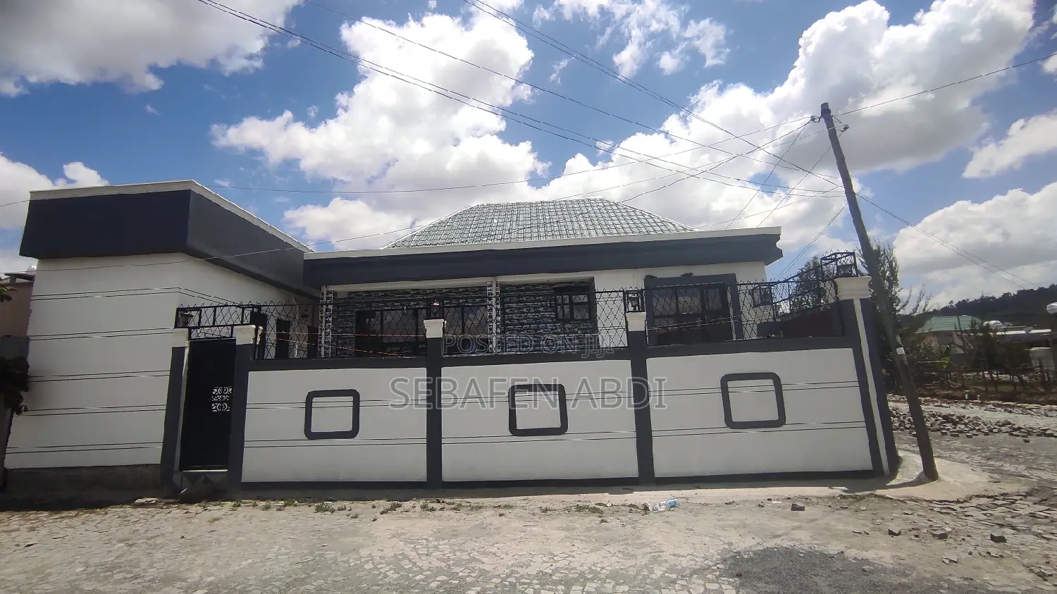 Furnished 5bdrm Villa in Villa House, East Shewa for sale