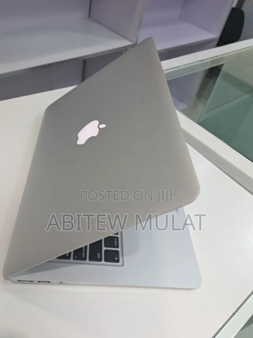 New Laptop Apple MacBook Air 2017 8GB Intel Core I5 SSD 256GB