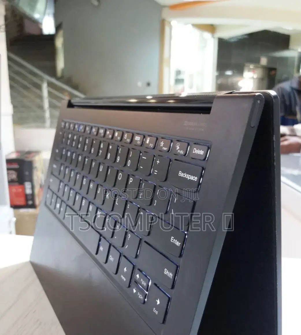 New Laptop Lenovo ThinkPad X390 Yoga 16GB Intel Core I7 SSD 512GB