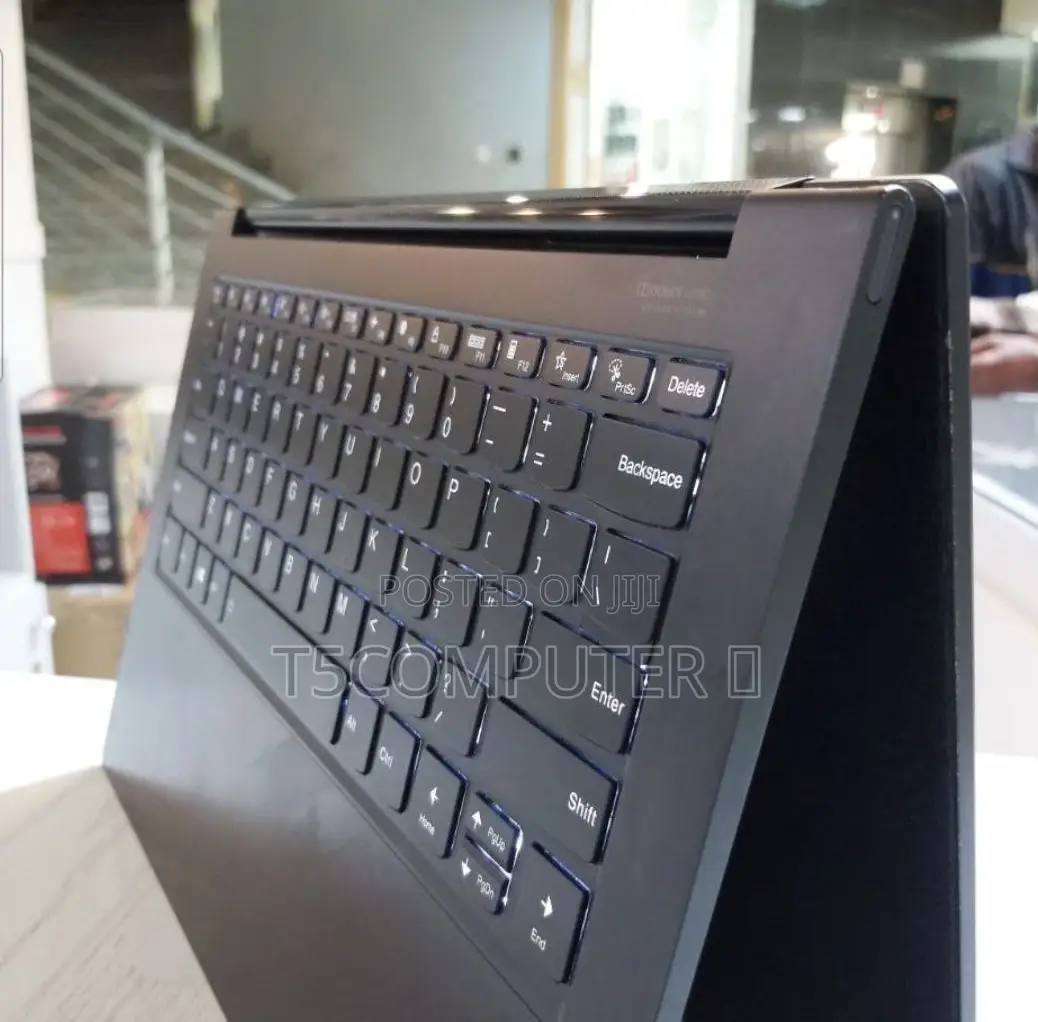 New Laptop Lenovo ThinkPad X390 Yoga 16GB Intel Core I7 SSD 512GB