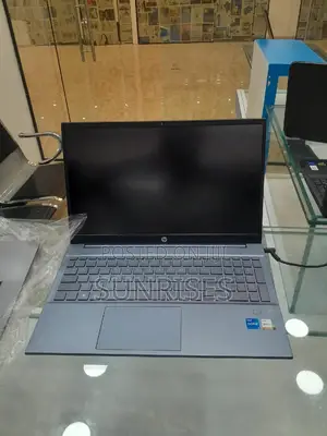 New Laptop HP Pavilion 15 8GB Intel Core I5 SSD 512GB