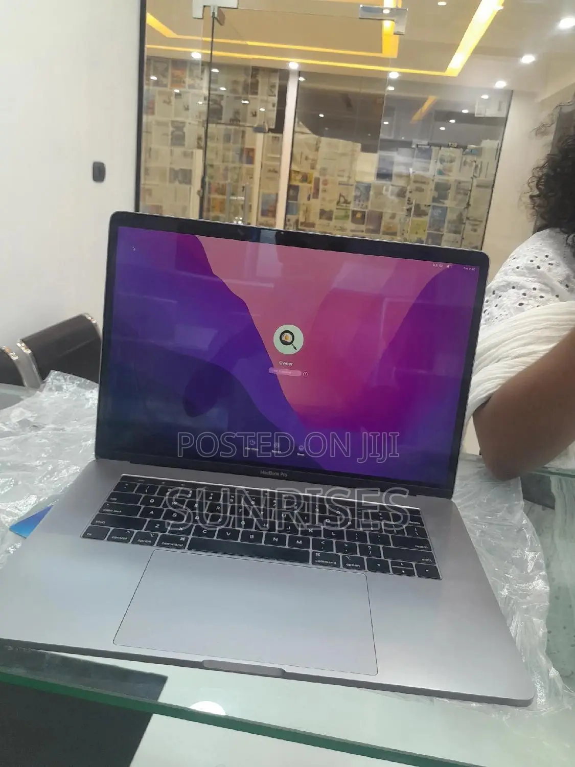 New Laptop Apple MacBook 2018 16GB Intel Core I7 SSD 512GB