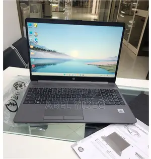 New Laptop HP Stream Notebook 8GB Intel Core I5 HDD 1T