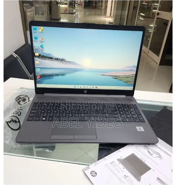 New Laptop HP Stream Notebook 8GB Intel Core I5 HDD 1T