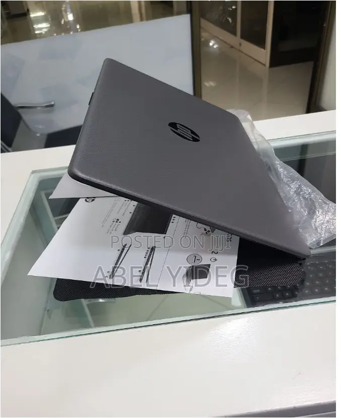 New Laptop HP Stream Notebook 8GB Intel Core I5 HDD 1T