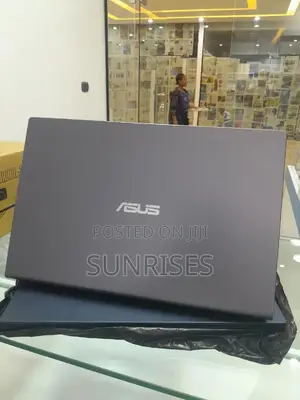 New Laptop Asus A42JC 8GB Intel Core I7 SSD 512GB