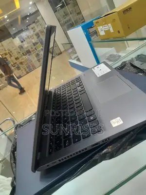 New Laptop Asus A42JC 8GB Intel Core I7 SSD 512GB