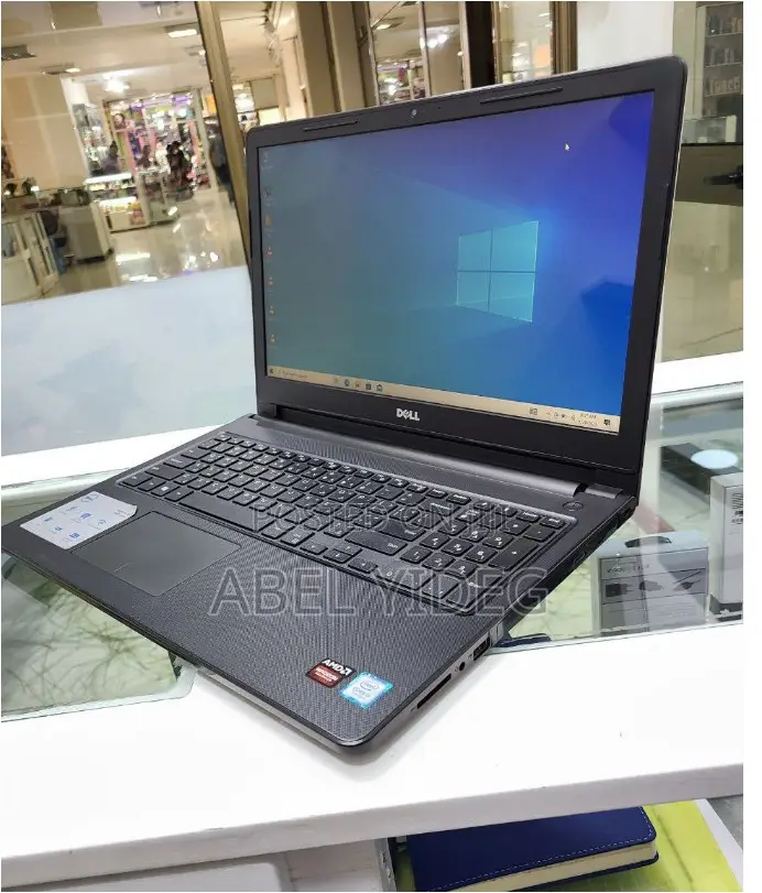 New Laptop Dell Inspiron 15 8GB Intel Core I5 HDD 1T