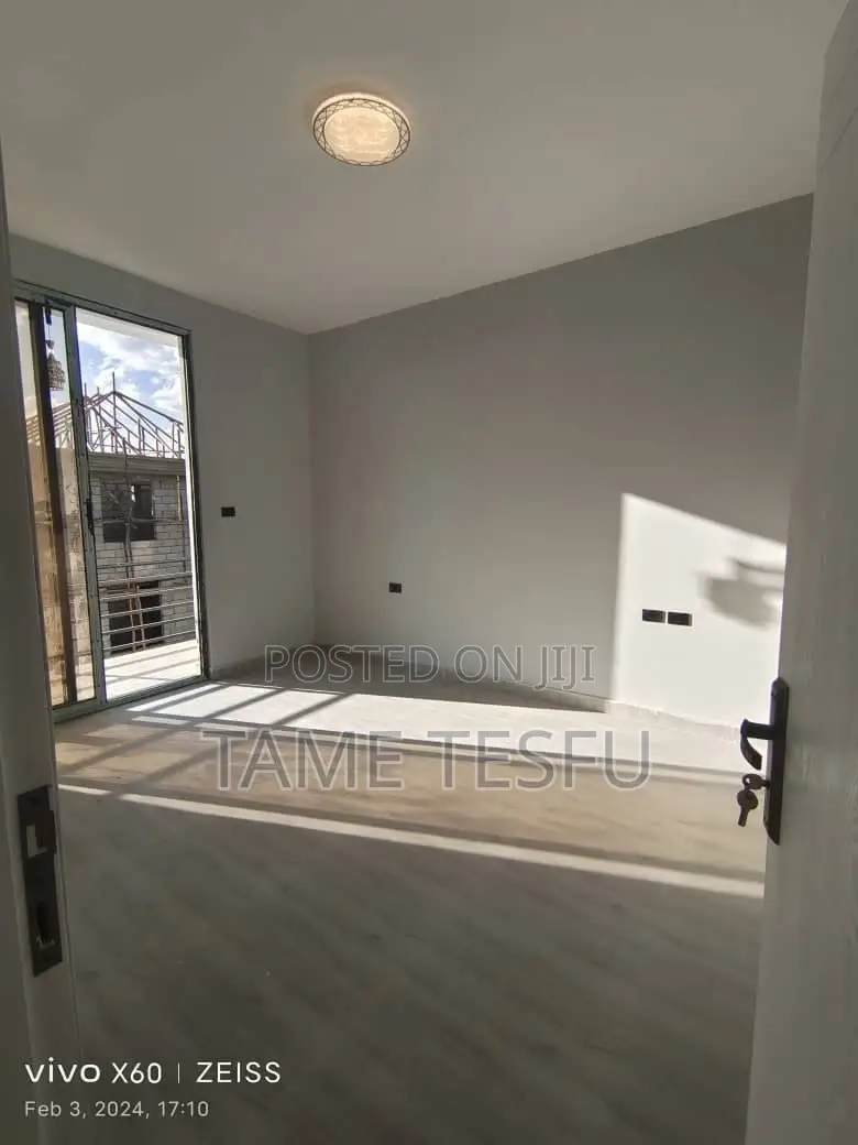 Furnished 3bdrm Villa in Yeka Kotobe for sale