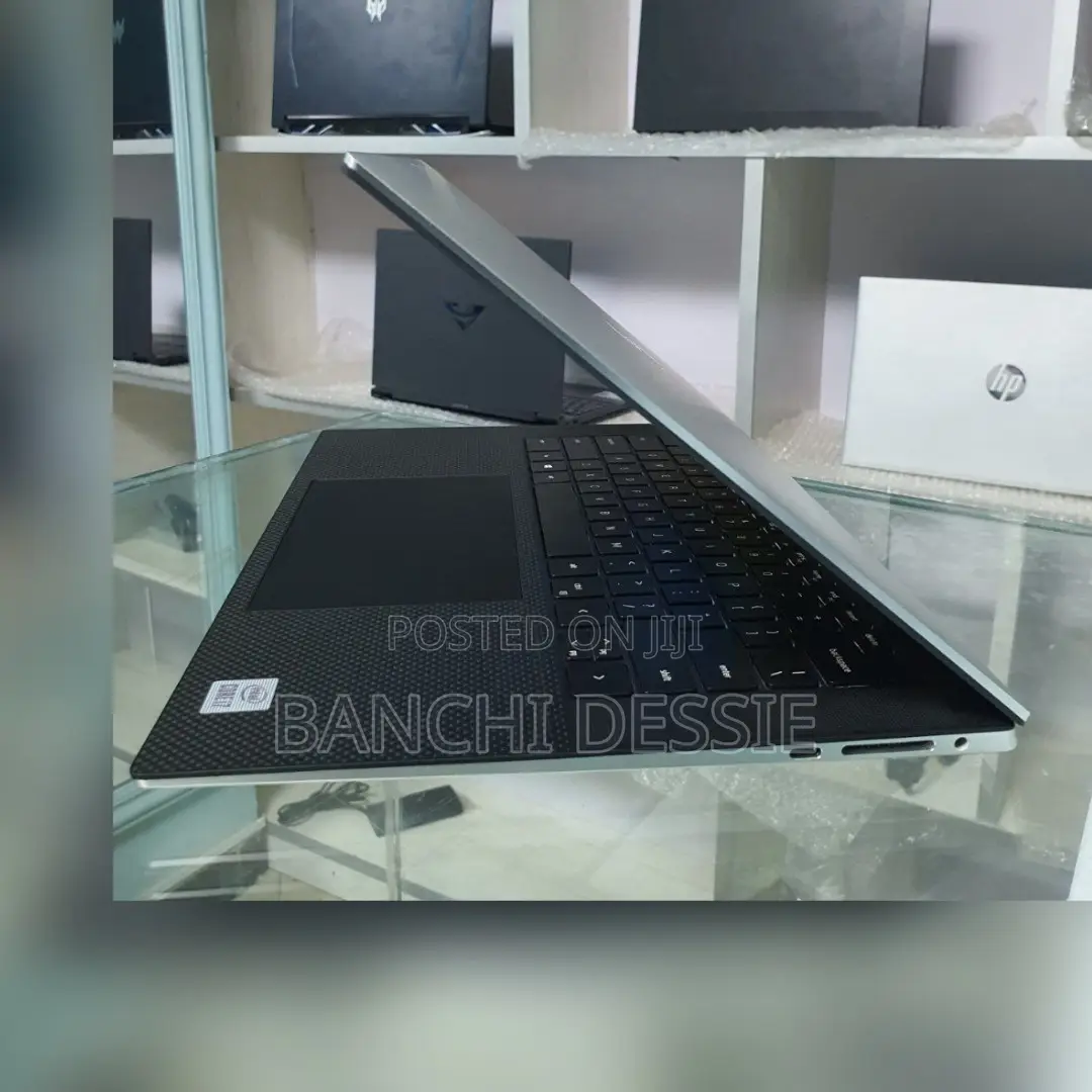 New Laptop Dell XPS 15 16GB Intel Core I7 SSD 512GB