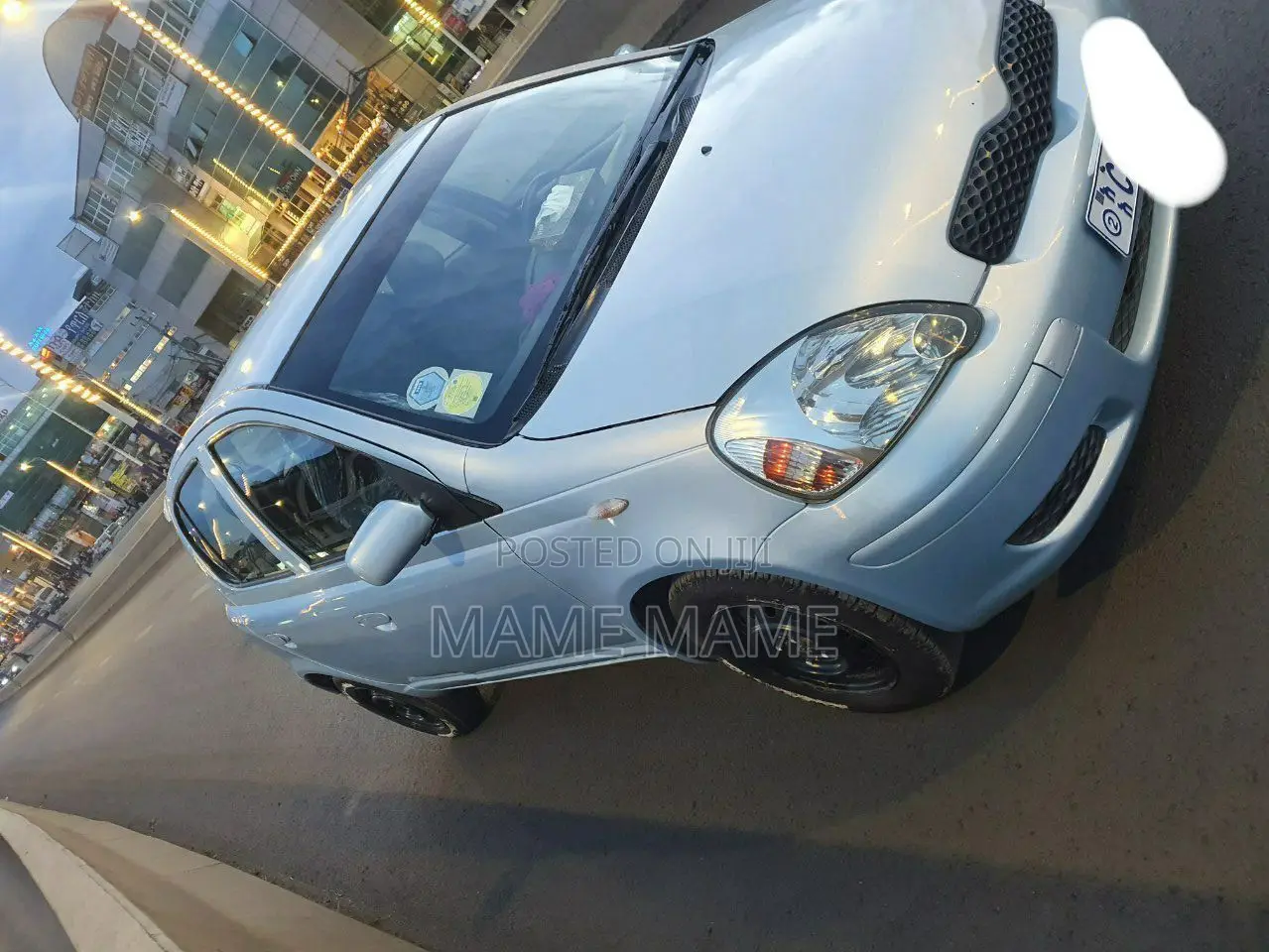 Toyota Vitz 2004 Blue