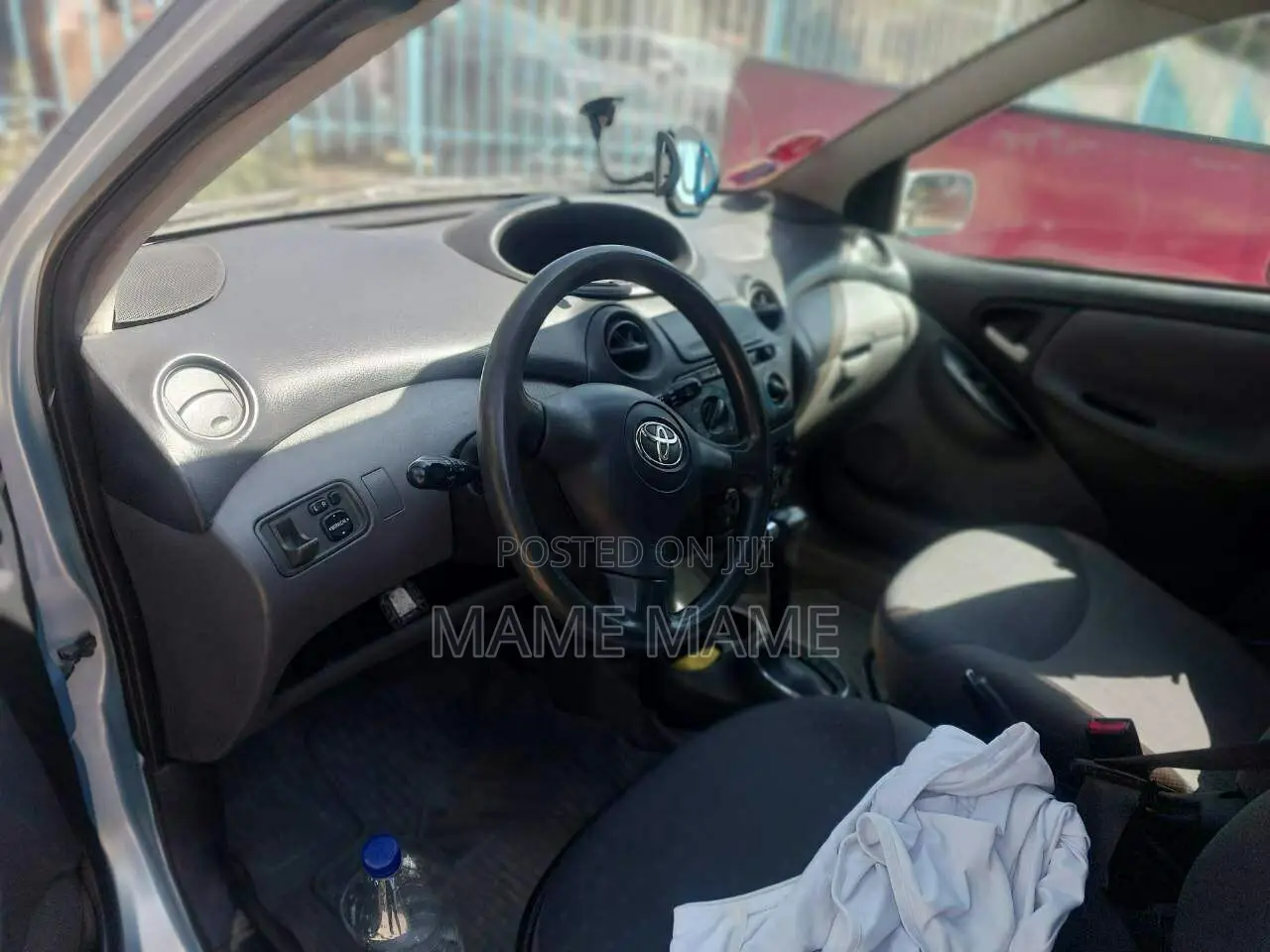 Toyota Vitz 2004 Blue