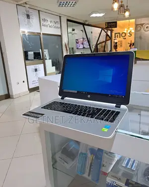 New Laptop HP Pavilion 15 8GB Intel Core I5 SSD 1T