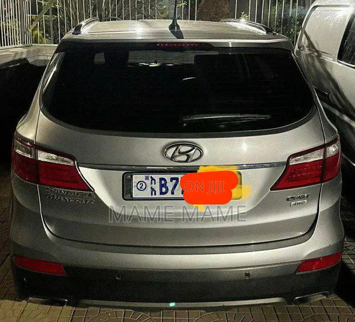 Hyundai Santa Fe 2015 Gray
