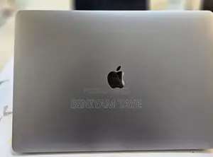 New Laptop Apple MacBook Pro 2017 16GB Intel Core I7 SSD 1T