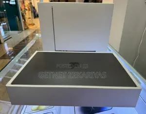 New Laptop Apple MacBook Air 8GB Apple M2 SSD 512GB