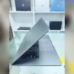 Photo - New Laptop Apple MacBook Air 2019 32GB Intel Core I7 SSD 512GB