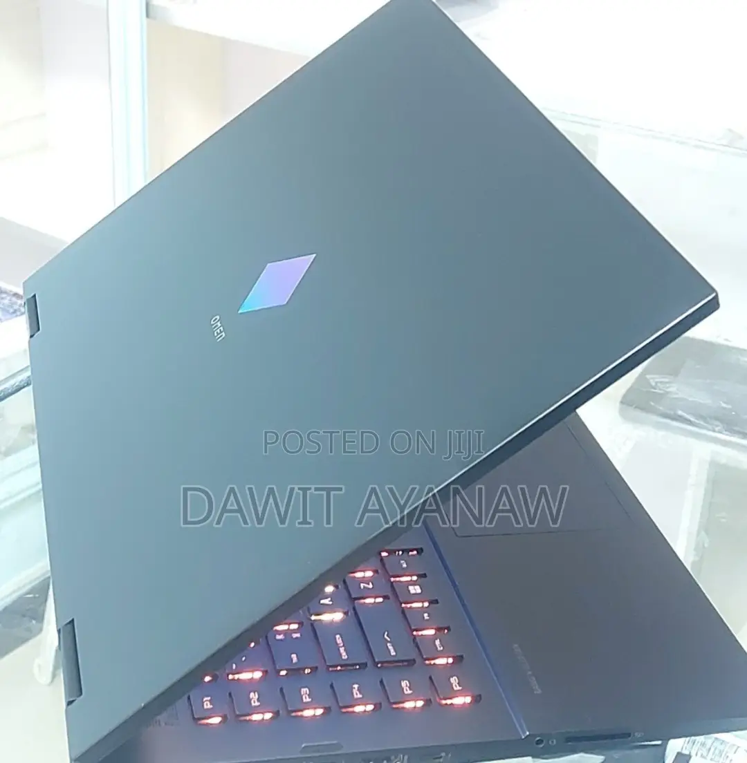 New Laptop HP Omen 17 16GB Intel Core I7 SSD 1T