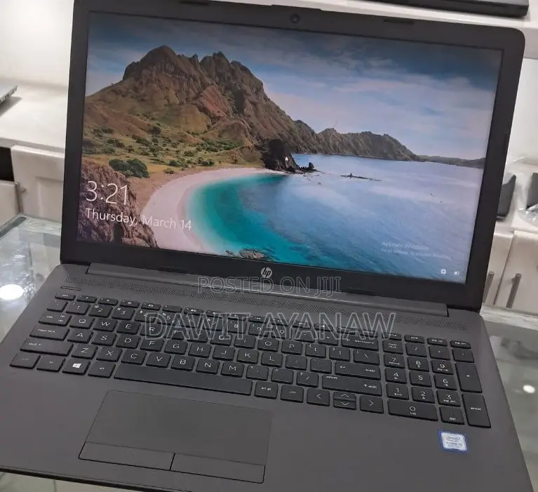 New Laptop HP Stream Notebook 8GB Intel Core I5 HDD 1T