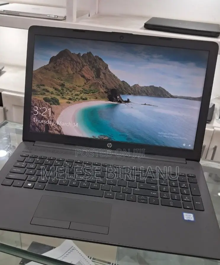 New Laptop HP Stream Notebook 8GB Intel Core I5 SSD 1T
