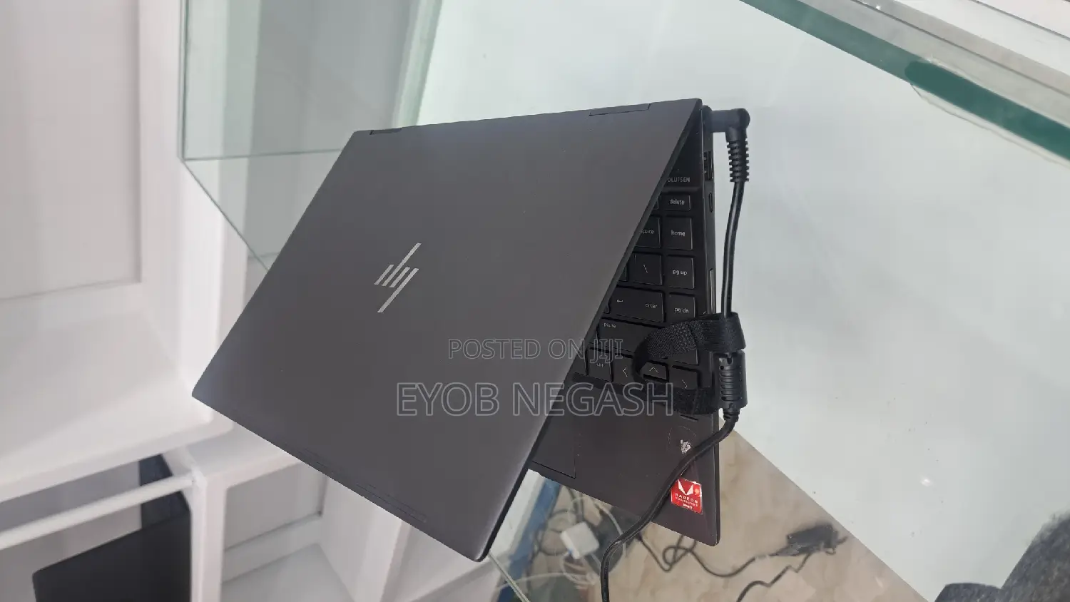 New Laptop HP Envy X360 8GB AMD Ryzen 5 SSD 512GB