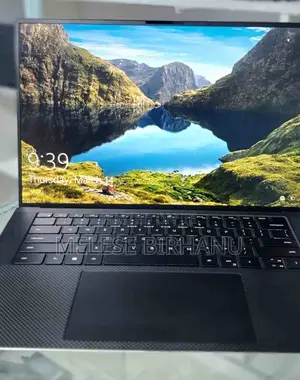 New Laptop Dell XPS 15 16GB Intel Core I7 SSD 512GB