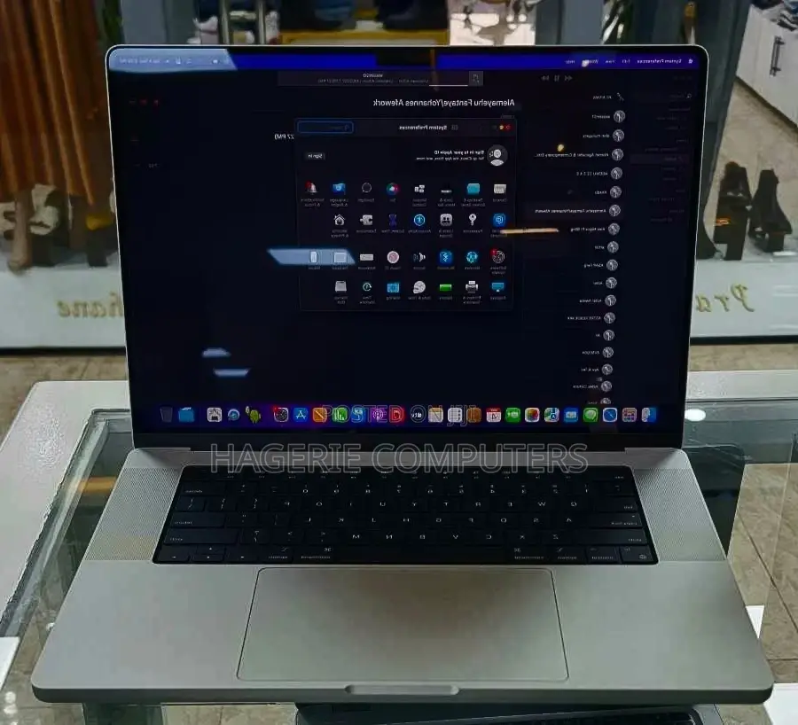 New Laptop Apple MacBook Pro M1 32GB Apple M1 SSD 512GB