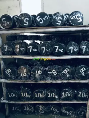 ኮንክሪት ዳምፔል እና ባርቤል ያሉበት ድረስ