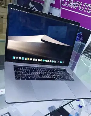 Photo - New Laptop Apple MacBook Pro 2019 32GB Intel Core i9 SSD 1T