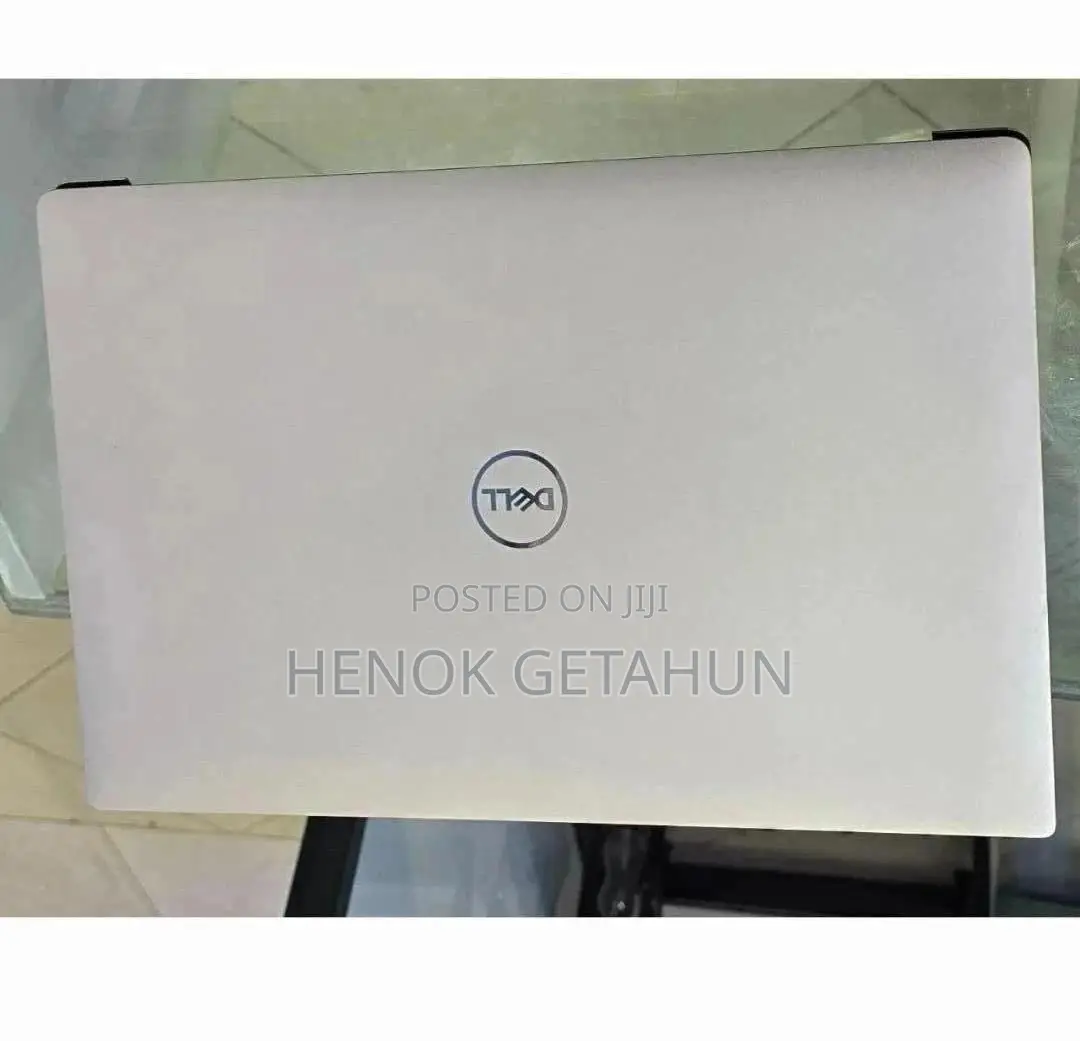 New Laptop Dell XPS 15 16GB Intel Core i9 SSD 512GB