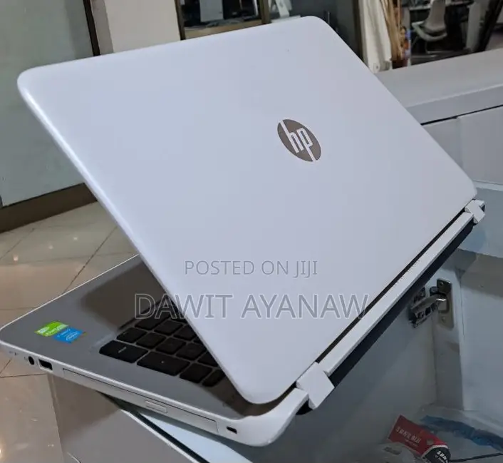 New Laptop HP Pavilion 15 8GB Intel Core I5 HDD 1T