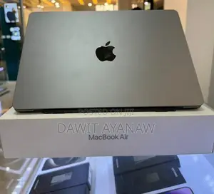 New Laptop Apple MacBook Air 2022 M2 8GB Apple M2 SSD 512GB