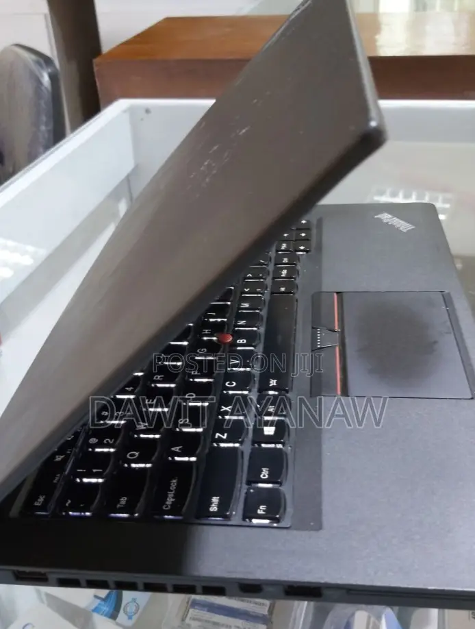 New Laptop Lenovo 8GB Intel Core I7 SSD 256GB