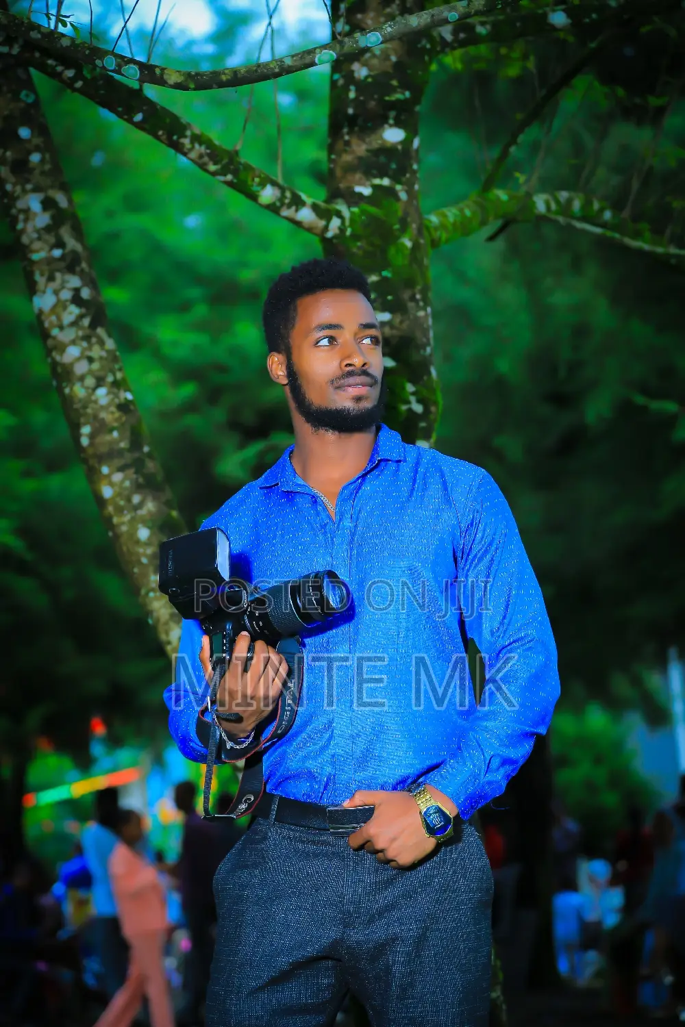 I Am a Cameraman and I Have 7.5 K Facbook Followers