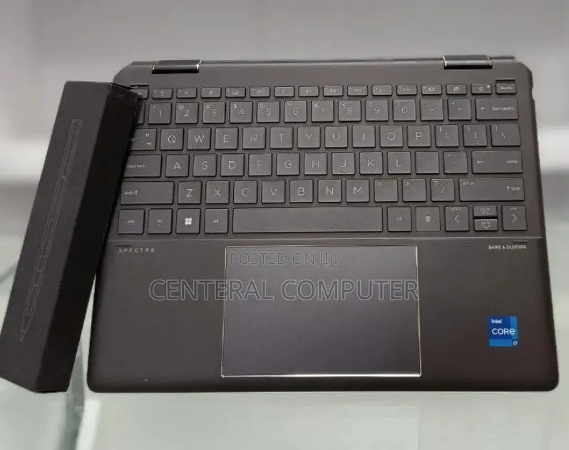 New Laptop HP Spectre X360 13 16GB Intel Core I7 SSD 1T