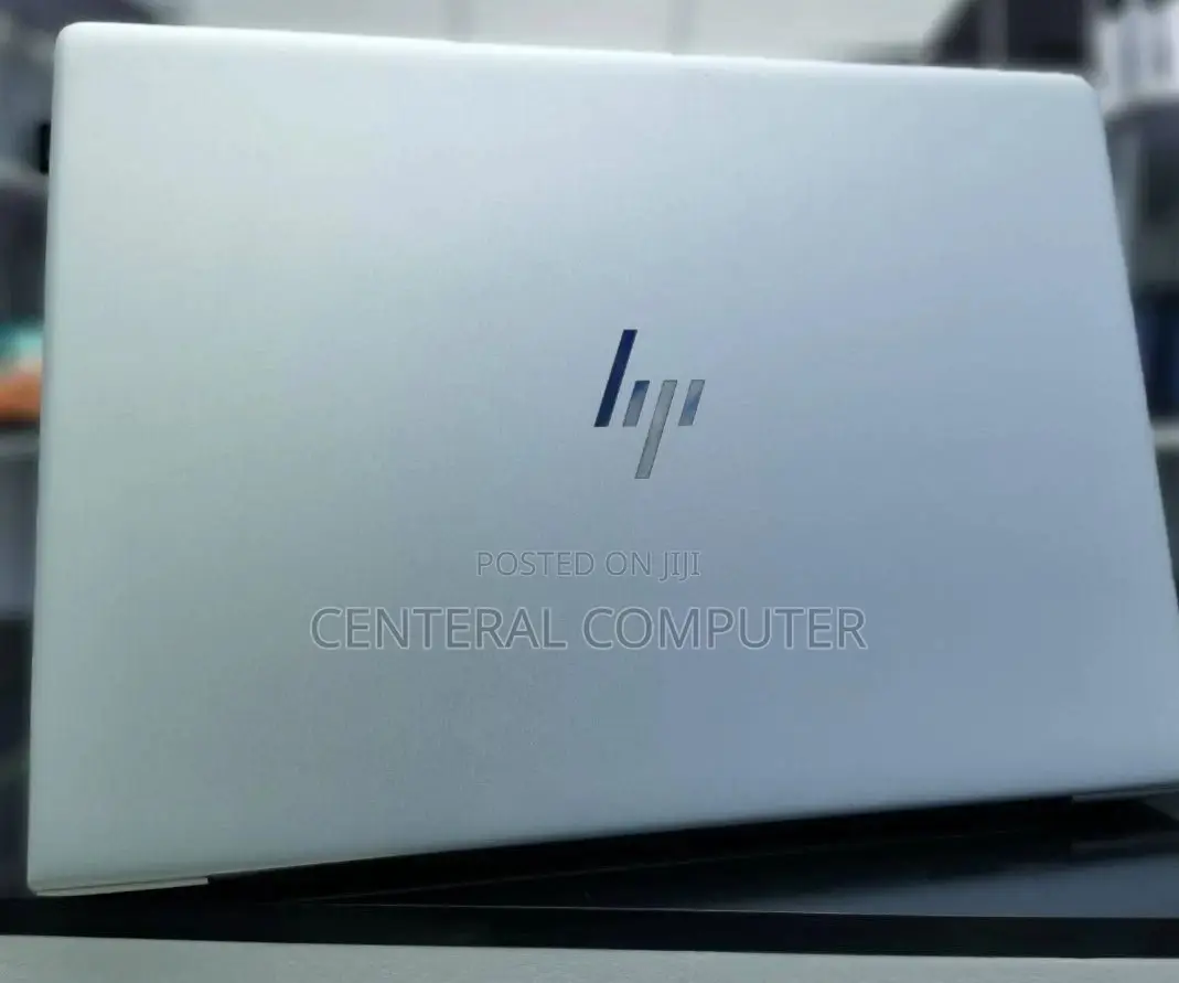 New Laptop HP EliteBook 830 G7 16GB AMD Ryzen 5 SSD 512GB