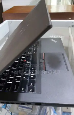 Photo - Laptop Lenovo ThinkPad T460 8GB Intel Core I7 SSD 256GB