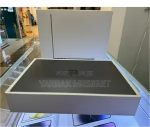 New Laptop Apple MacBook Air 2022 M2 8GB Apple M2 SSD 512GB