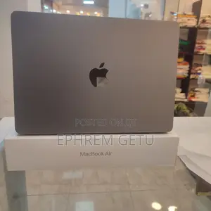 New Laptop Apple MacBook Air 2022 M2 8GB Apple M2 SSD 512GB