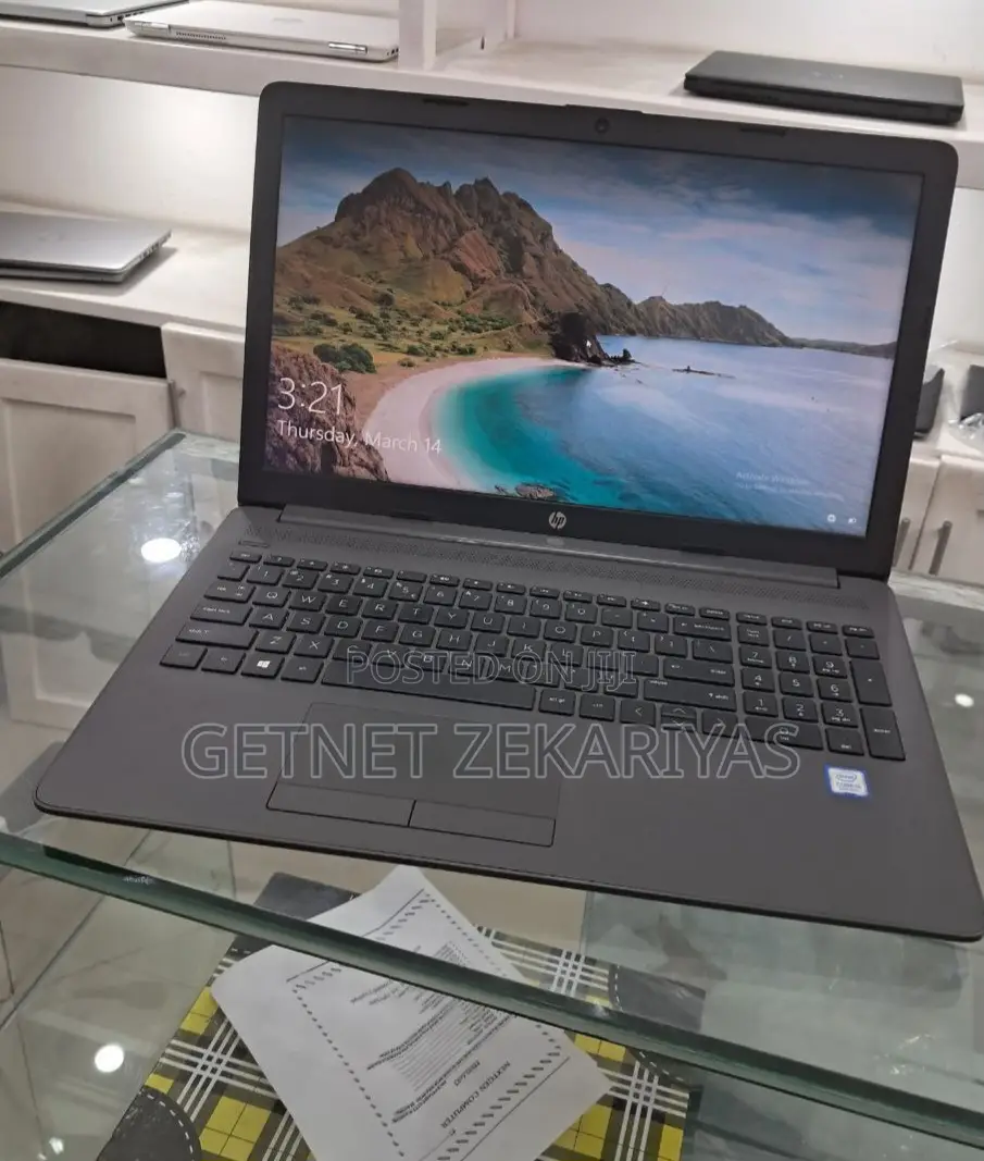 New Laptop HP Stream Notebook 8GB Intel Core I5 HDD 1T
