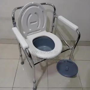 Commode Chair With Armrests Seat Suitfor the Elderly