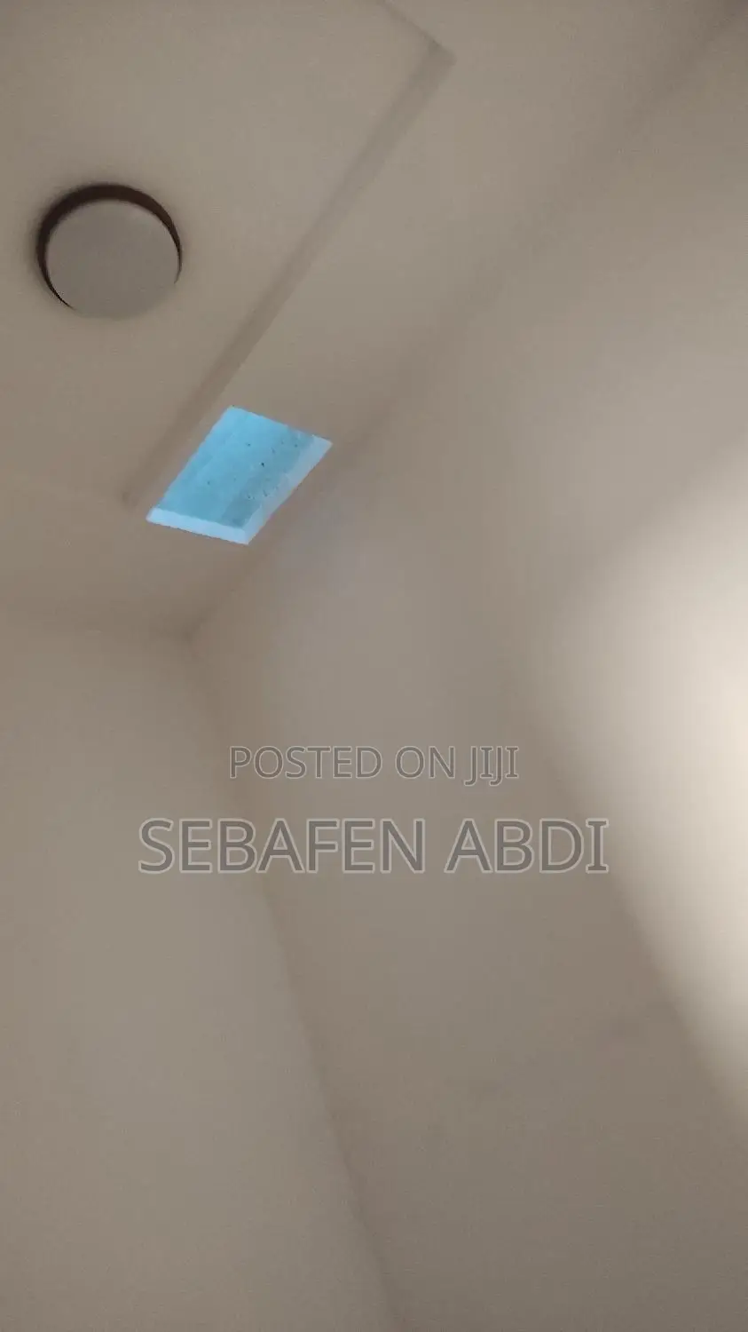 Furnished 4bdrm Townhouse/Terrace in G+2 House, East Shewa for sale