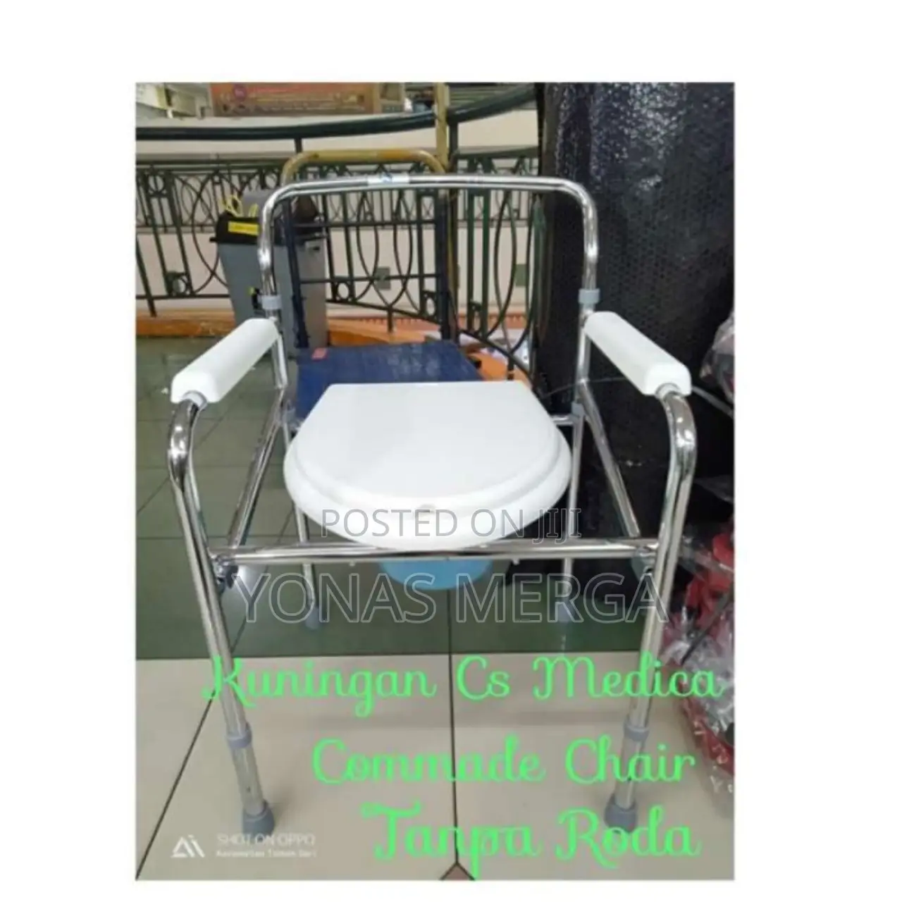 Folding 3-in-1 Commode Chair, Raised Toilet Seat