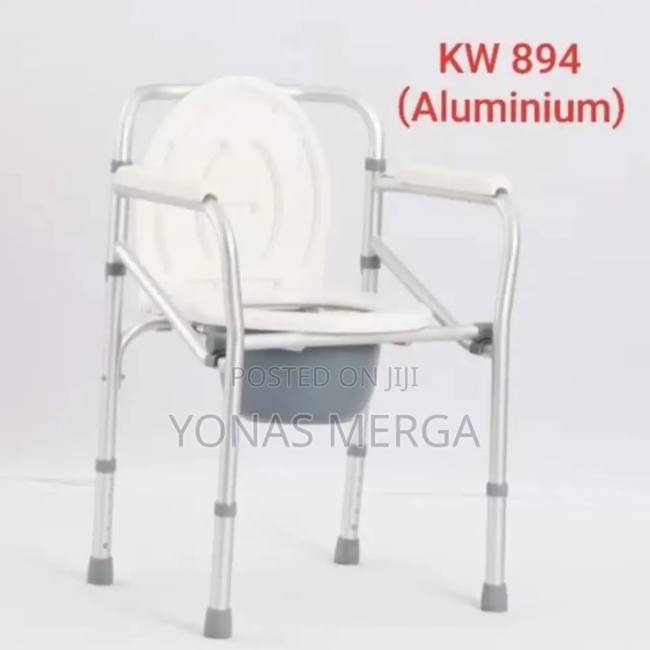 Multi-Purpose Chair: Can Be Used as a Commode Chair, Shower