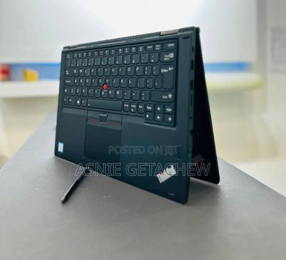 New Laptop Lenovo ThinkPad Yoga 370 8GB Intel Core I5 SSD 512GB