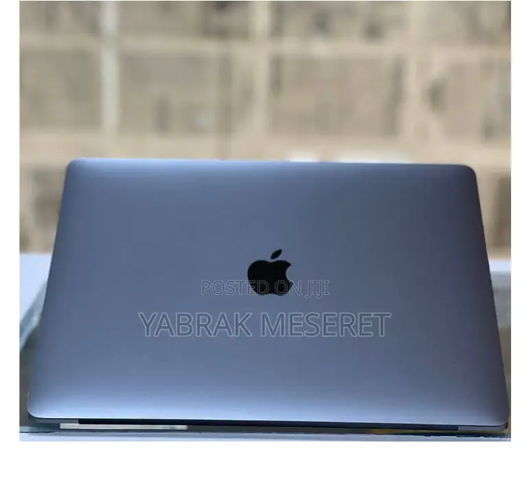 New Laptop Apple MacBook Pro 2017 8GB Intel Core I5 SSD 128GB